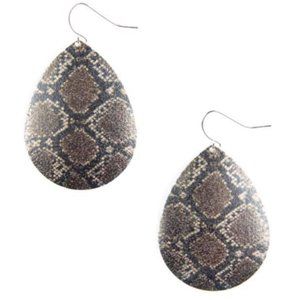 Plunder Design Sutton Earrings
